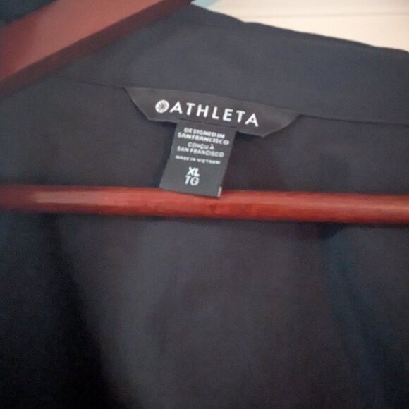 Athleta Midday Shirt XL Black NWT - Picture 6 of 7